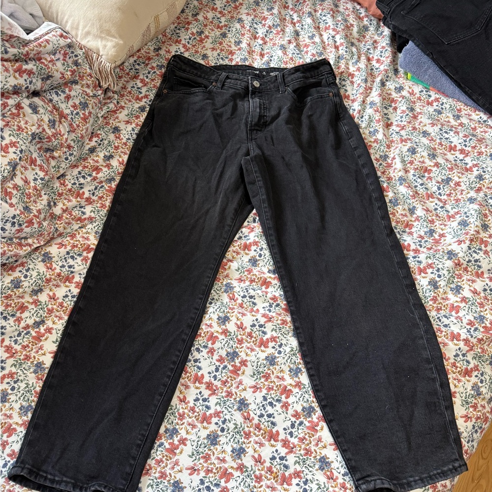 Women’s Black Jeans